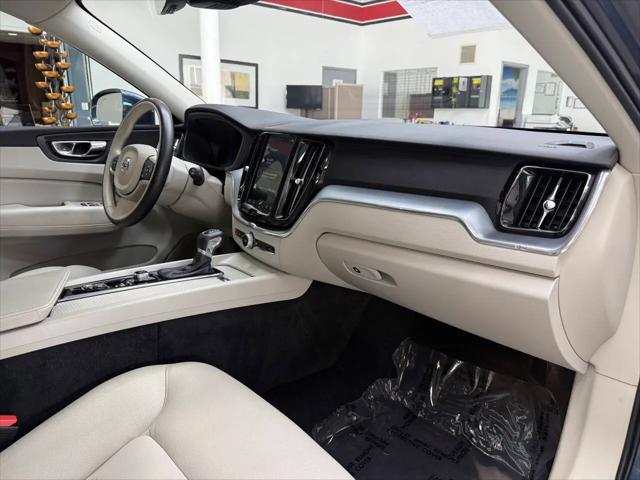 2018 Volvo XC60 T6 Momentum