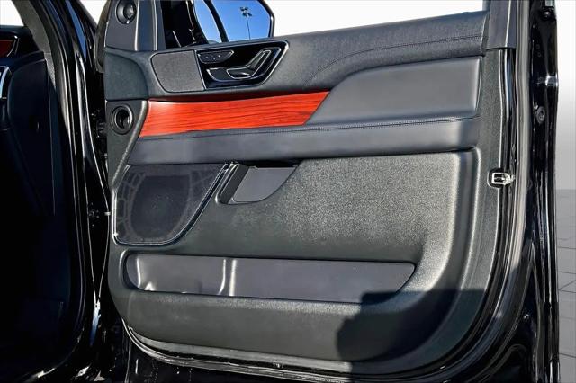2023 Lincoln Navigator Standard