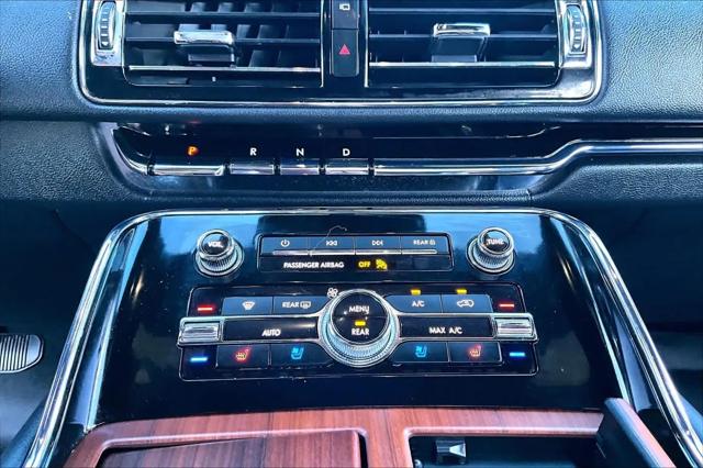 2023 Lincoln Navigator Standard
