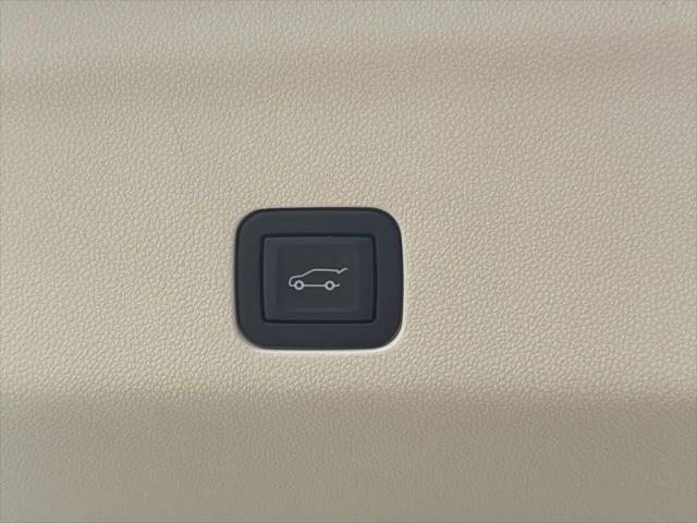2023 Cadillac Escalade 4WD Premium Luxury Platinum