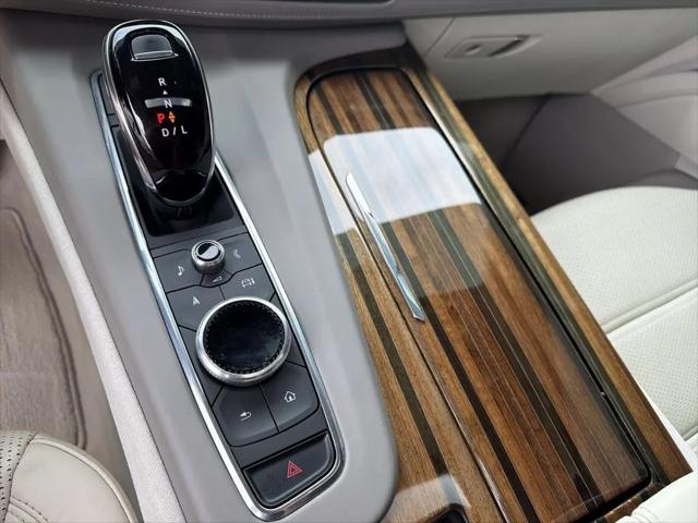 2023 Cadillac Escalade 4WD Premium Luxury Platinum