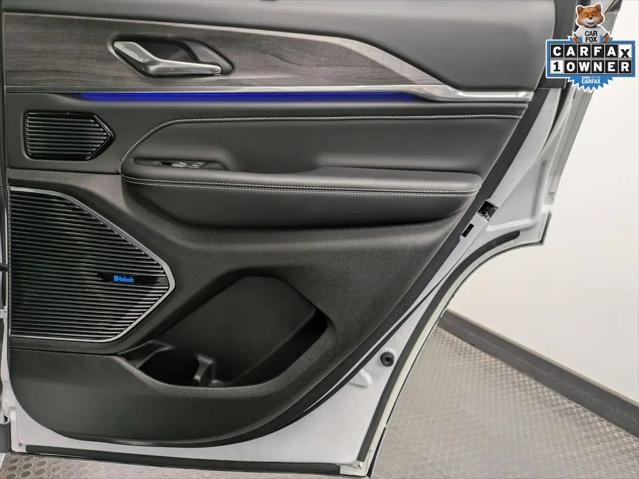 2022 Jeep Grand Cherokee Overland 4x4