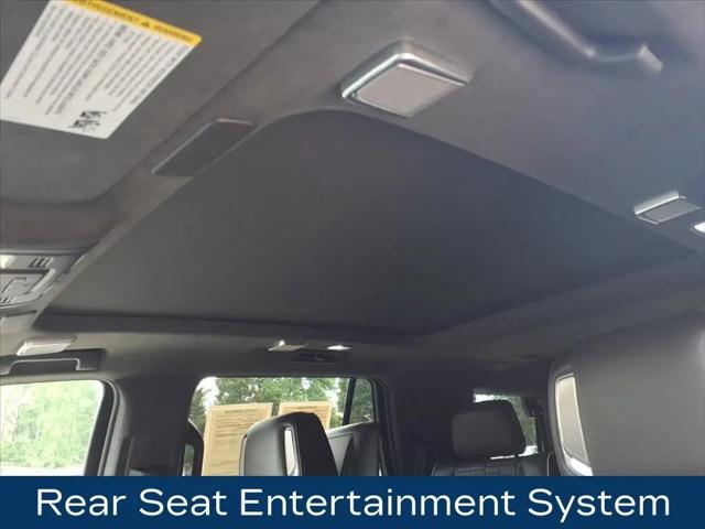 2022 Cadillac Escalade 4WD Sport Platinum