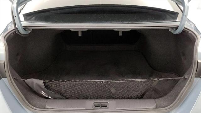 2024 Nissan Sentra SR Xtronic CVT