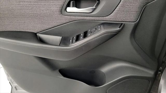 2021 Nissan Rogue SV FWD