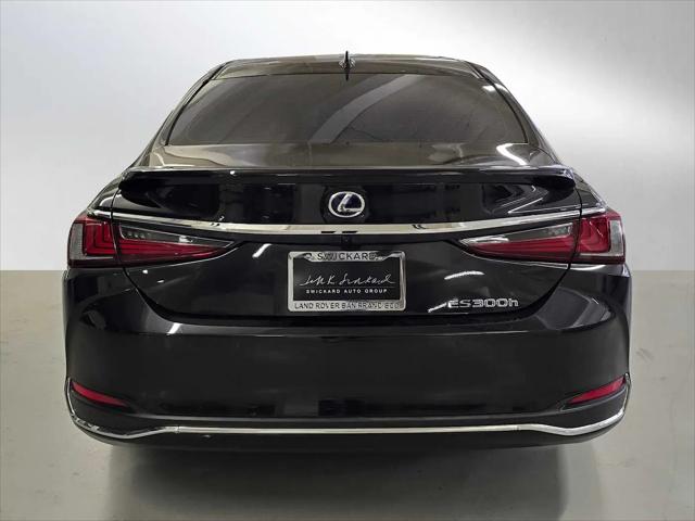 2022 Lexus ES 300h ES 300h