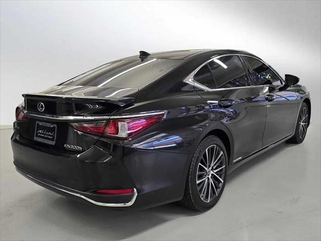 2022 Lexus ES 300h ES 300h