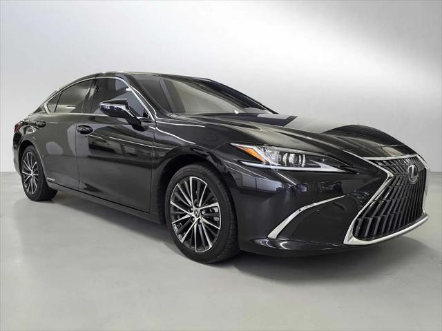 2022 Lexus ES 300h ES 300h