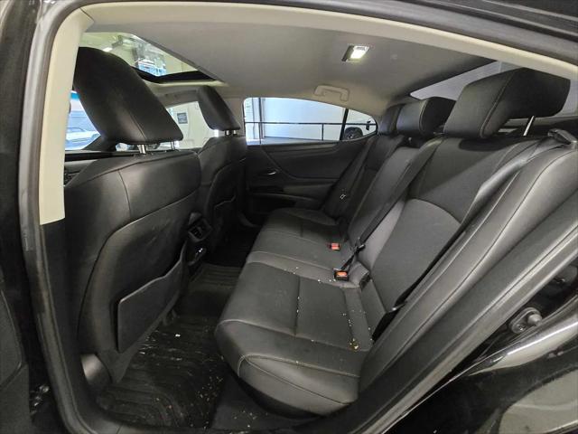 2022 Lexus ES 300h ES 300h
