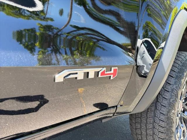 2026 GMC Canyon AT4, 4WD