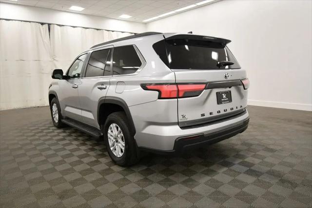 2025 Toyota Sequoia SR5