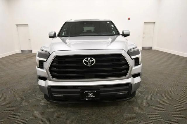 2025 Toyota Sequoia SR5
