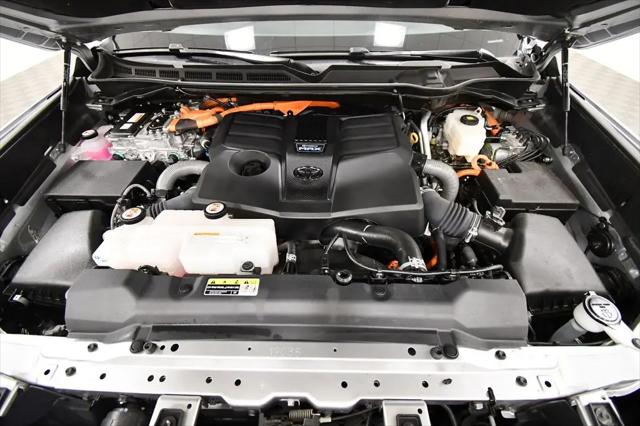 2025 Toyota Sequoia SR5