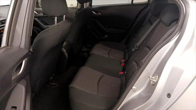 2015 Mazda Mazda3 i Touring