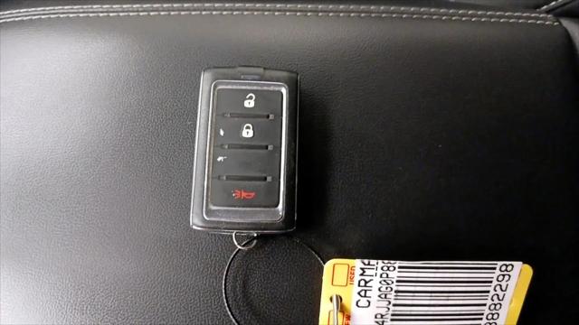 2023 Jeep Grand Cherokee L Laredo 4x2