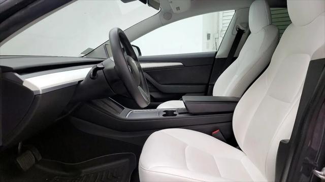 2021 Tesla Model 3 Standard Range Plus Rear-Wheel Drive