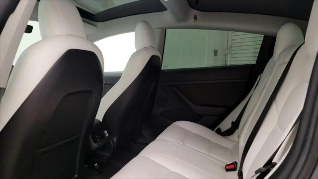 2021 Tesla Model 3 Standard Range Plus Rear-Wheel Drive