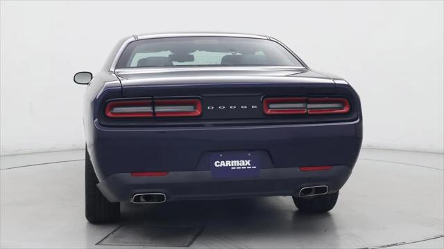2016 Dodge Challenger SXT