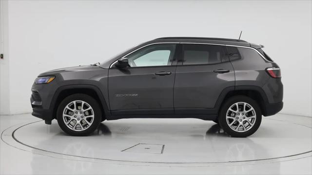 2022 Jeep Compass Latitude Lux 4x4