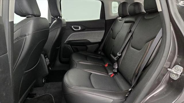 2022 Jeep Compass Latitude Lux 4x4