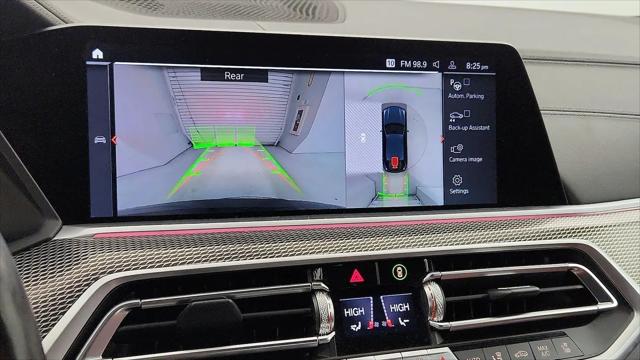 2022 BMW X6 M50i