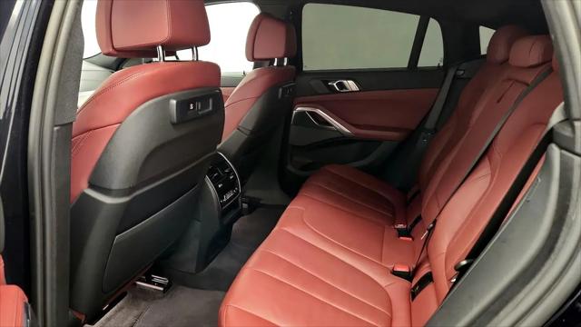 2022 BMW X6 M50i