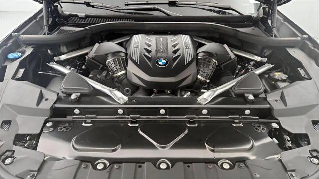2022 BMW X6 M50i