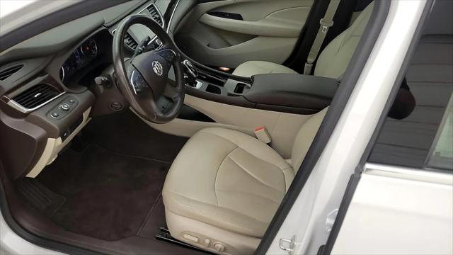 2017 Buick LaCrosse Essence