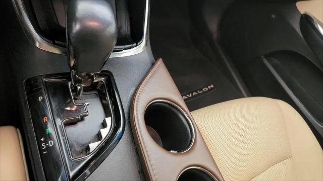 2016 Toyota Avalon Limited