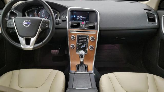 2017 Volvo XC60 T5 Inscription