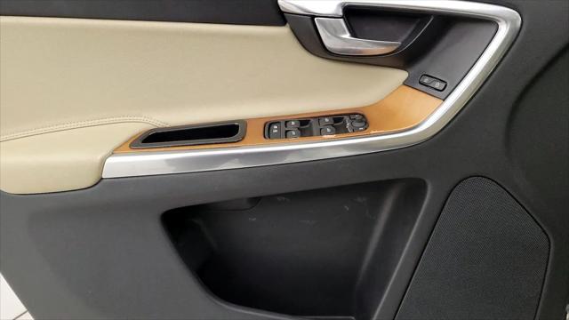 2017 Volvo XC60 T5 Inscription