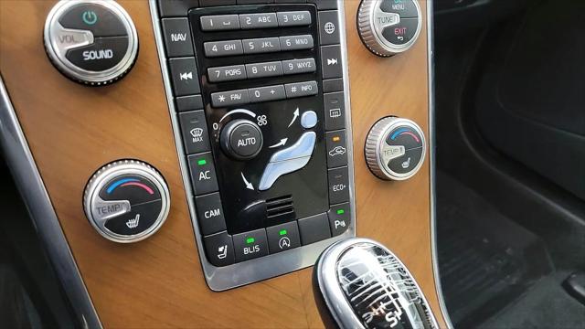 2017 Volvo XC60 T5 Inscription
