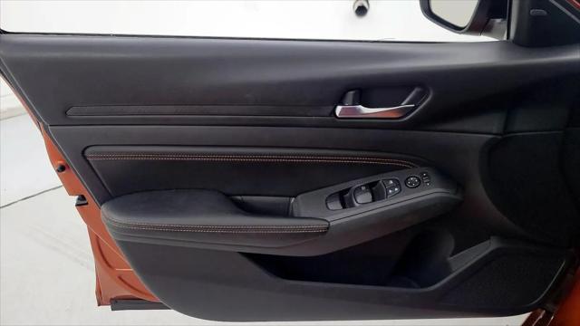 2020 Nissan Altima SR FWD