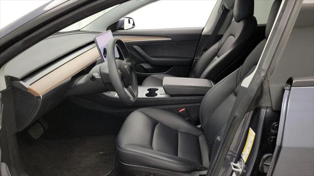 2022 Tesla Model 3 Rear-Wheel Drive