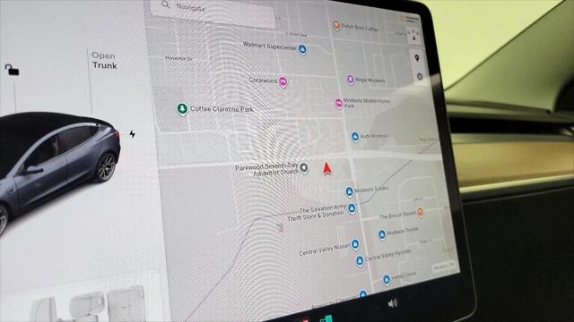 2022 Tesla Model 3 Rear-Wheel Drive