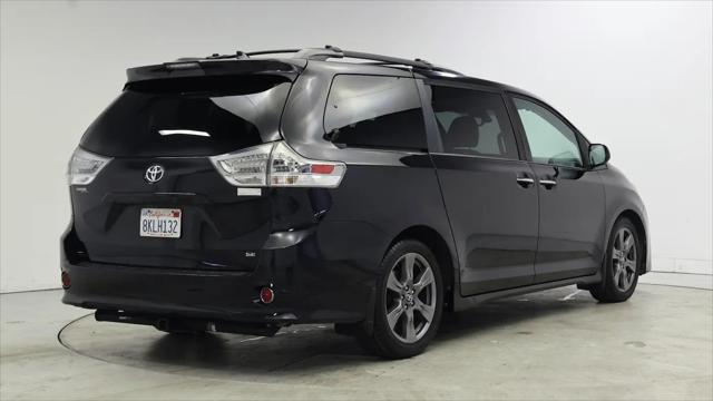 2019 Toyota Sienna SE Premium