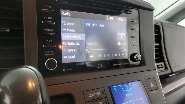 2019 Toyota Sienna SE Premium