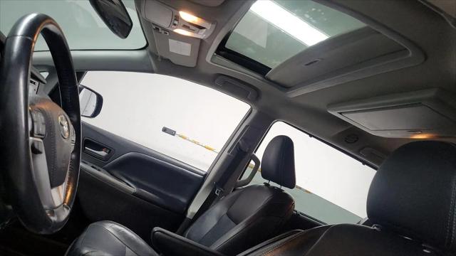 2019 Toyota Sienna SE Premium