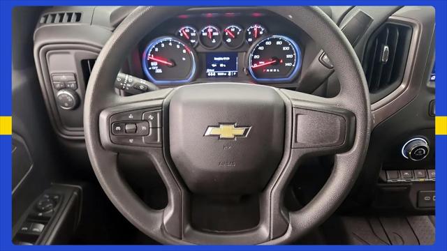 2024 Chevrolet Silverado 1500 2WD Crew Cab Short Bed Custom