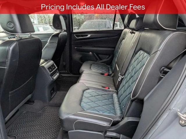 2024 Volkswagen Atlas Cross Sport 2.0T SEL Premium R-Line