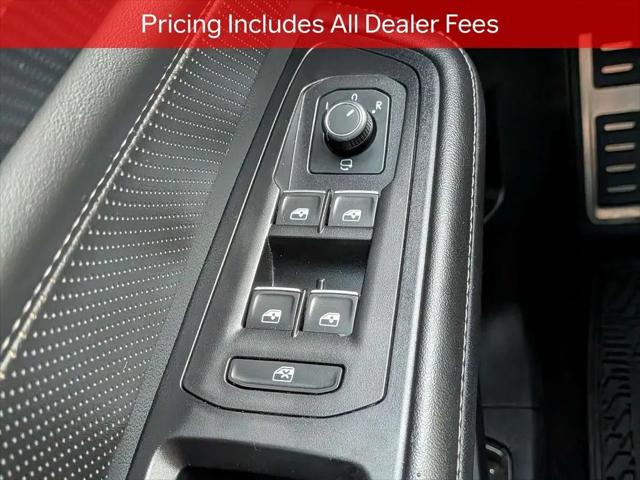2024 Volkswagen Atlas Cross Sport 2.0T SEL Premium R-Line