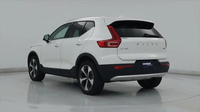 2023 Volvo XC40 B5 Plus Bright Theme