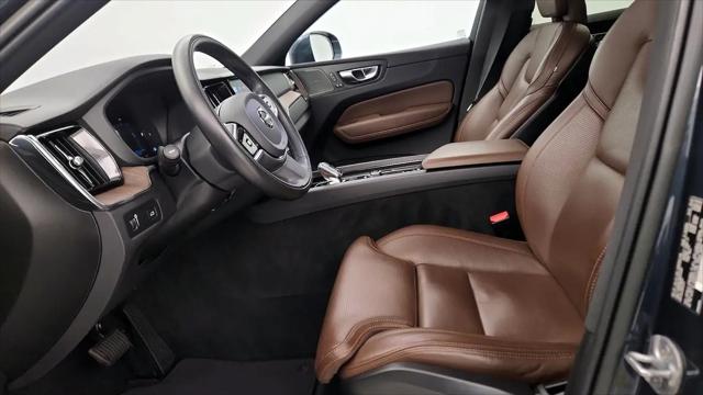 2022 Volvo XC60 B6 Inscription