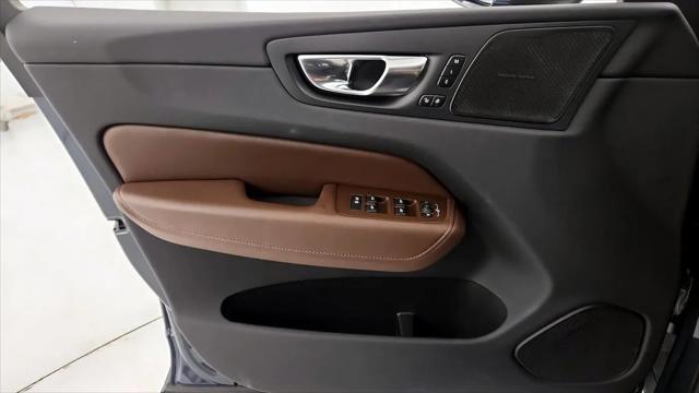 2022 Volvo XC60 B6 Inscription