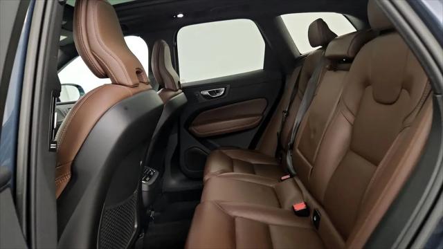 2022 Volvo XC60 B6 Inscription
