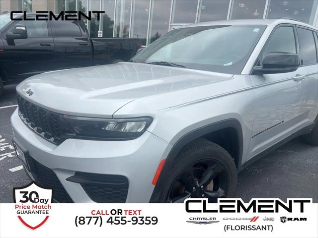 2022 Jeep Grand Cherokee Altitude 4x4 for sale in Florissant, MO