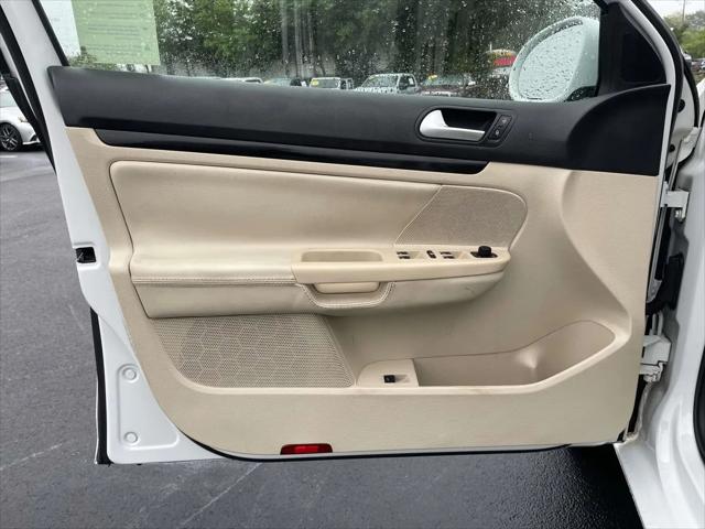 2014 Volkswagen Jetta SportWagen 2.5L SE