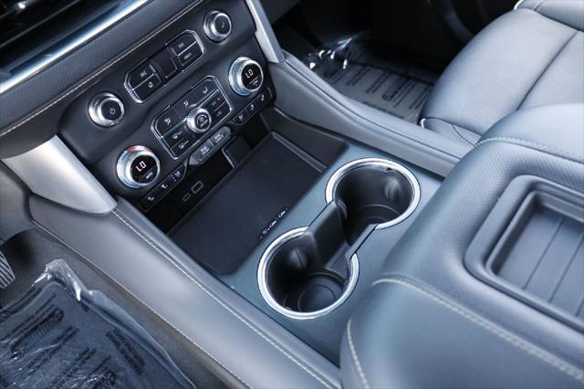 2023 GMC Yukon XL 4WD SLT
