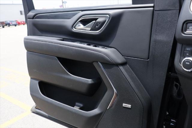 2023 GMC Yukon XL 4WD SLT