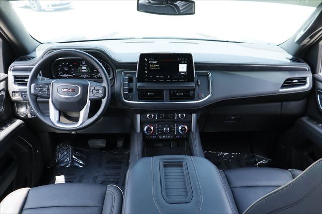 2023 GMC Yukon XL 4WD SLT